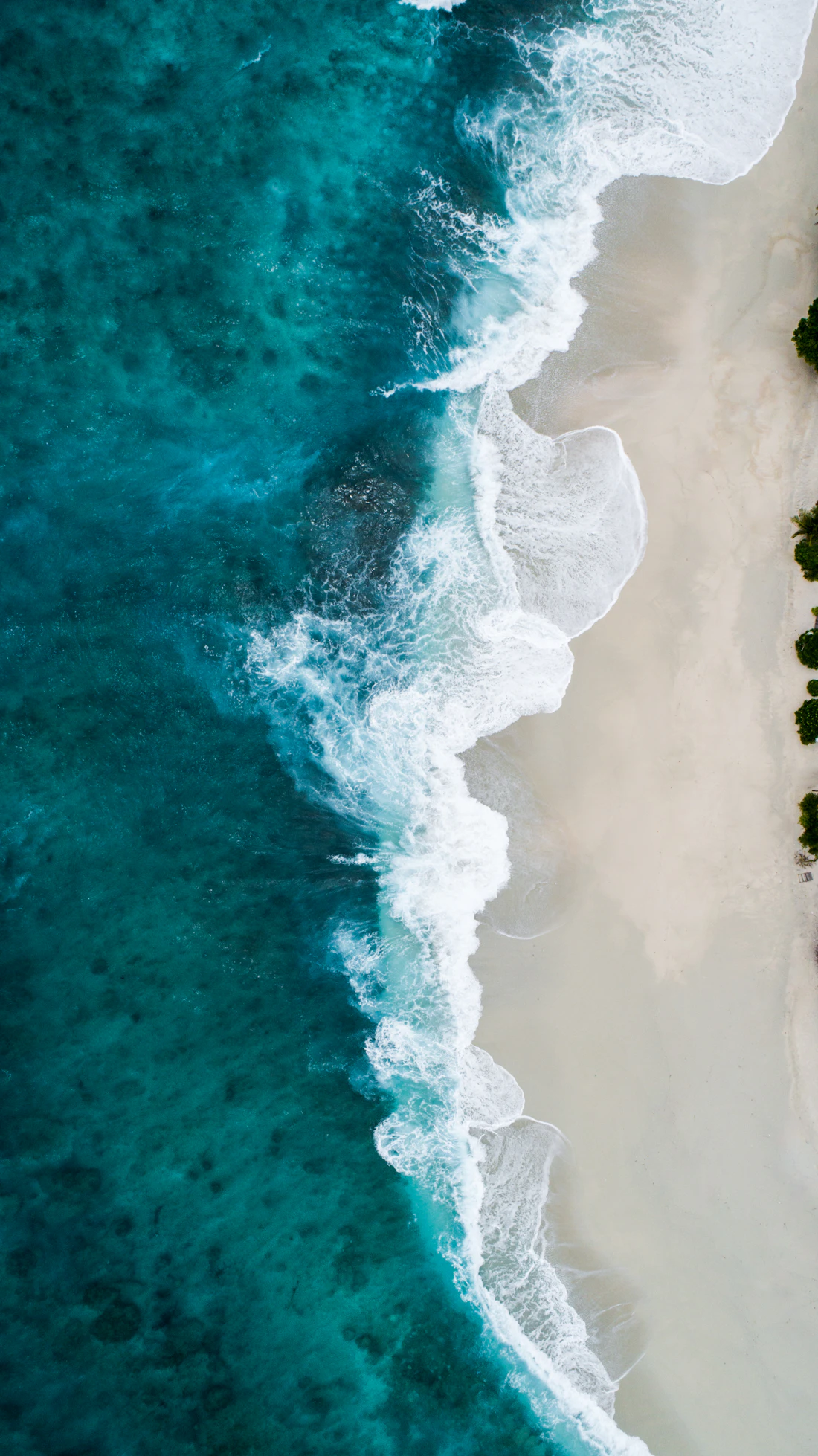 Deep blue sea stretching to the horizon